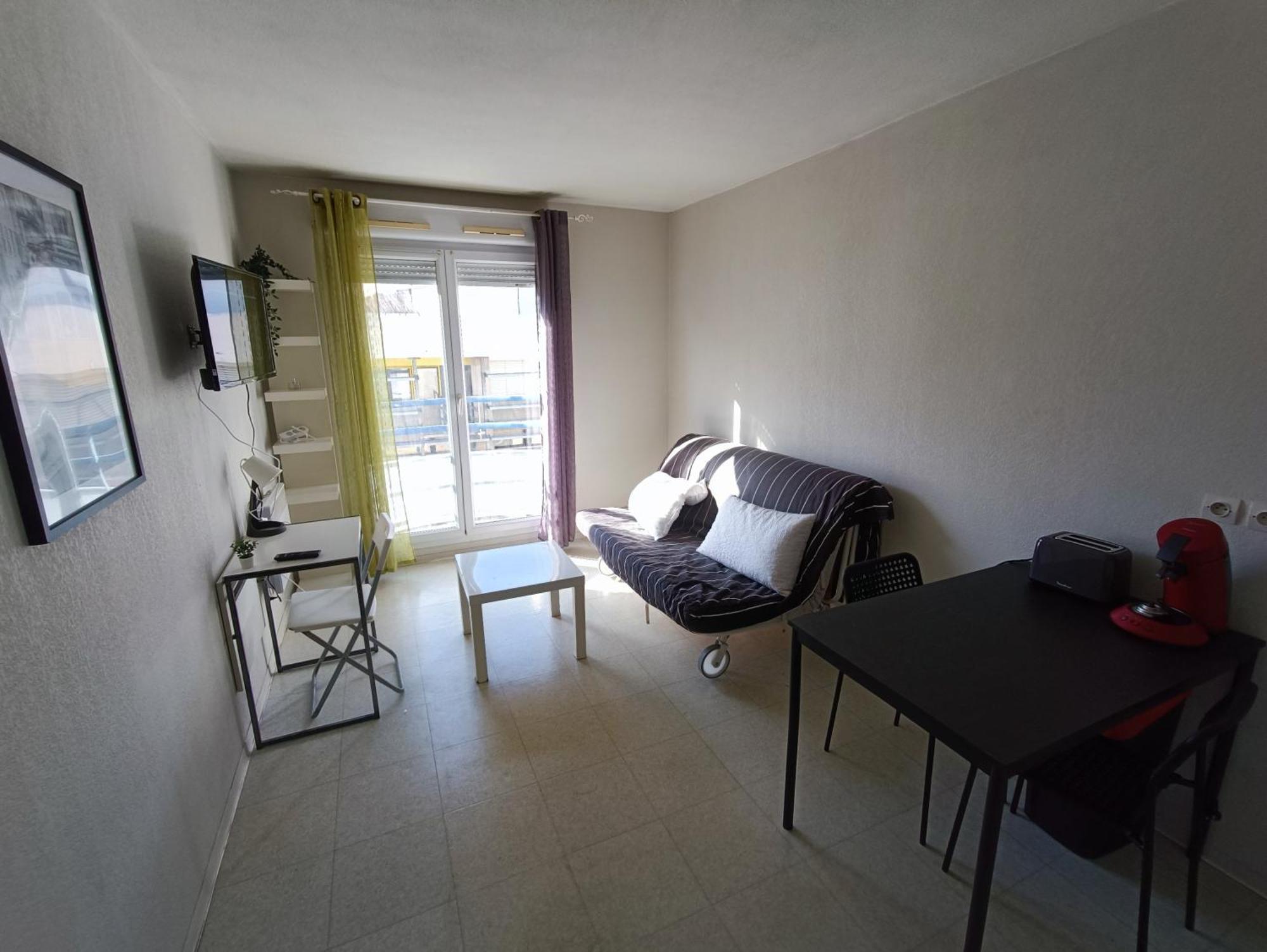 Appartement Tout Equipe A 6 Minutes De La Gare St Charles Marseille Exterior photo